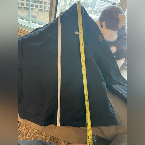 Men’s Jacket - Picture 2 of 14